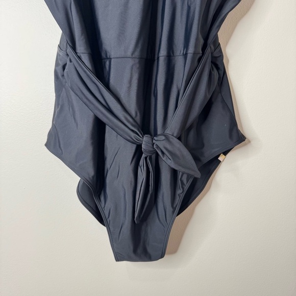 Summersalt Black High Neck Low Back Tie Waist One-piece Swimsuit Sz 22 - Picture 4 of 10